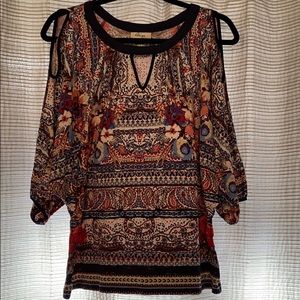 Women’s blouse size large